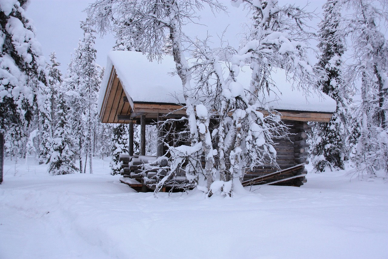 Sommerurlaub in Lappland: Seen, lange Tage und Platz für dich